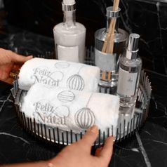 Toalha Lavabo Natal Bolas prata - ambiente 02